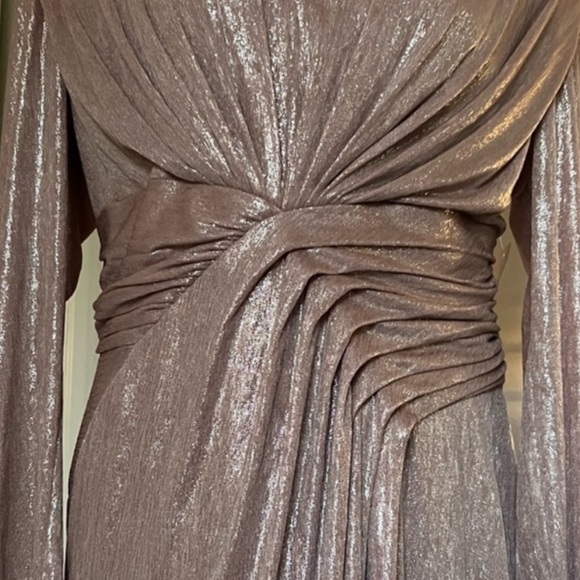 Tadashi shoji imanie long gown - Picture 3 of 8